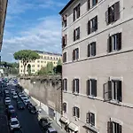 Fram Spanish Steps Apartment Rome